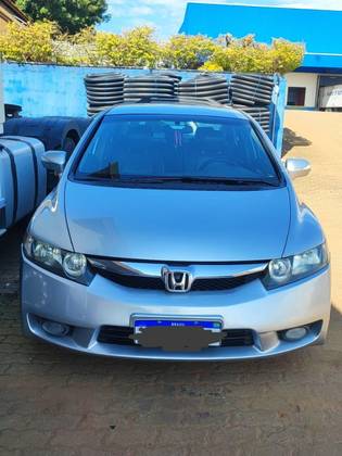 HONDA CIVIC 1.8 LXL 16V FLEX 4P AUTOMÁTICO HONDA CIVIC 1.8 LXL 16V FLEX 4P AUTOMÁTICO